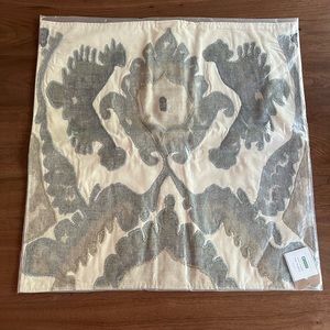 NWT Pottery Barn 24” Hudson Ikat pillow cover